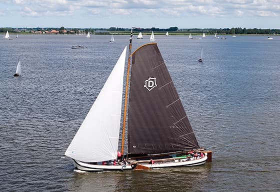 Luchtfoto van Skûtsje Ebenhaëzer